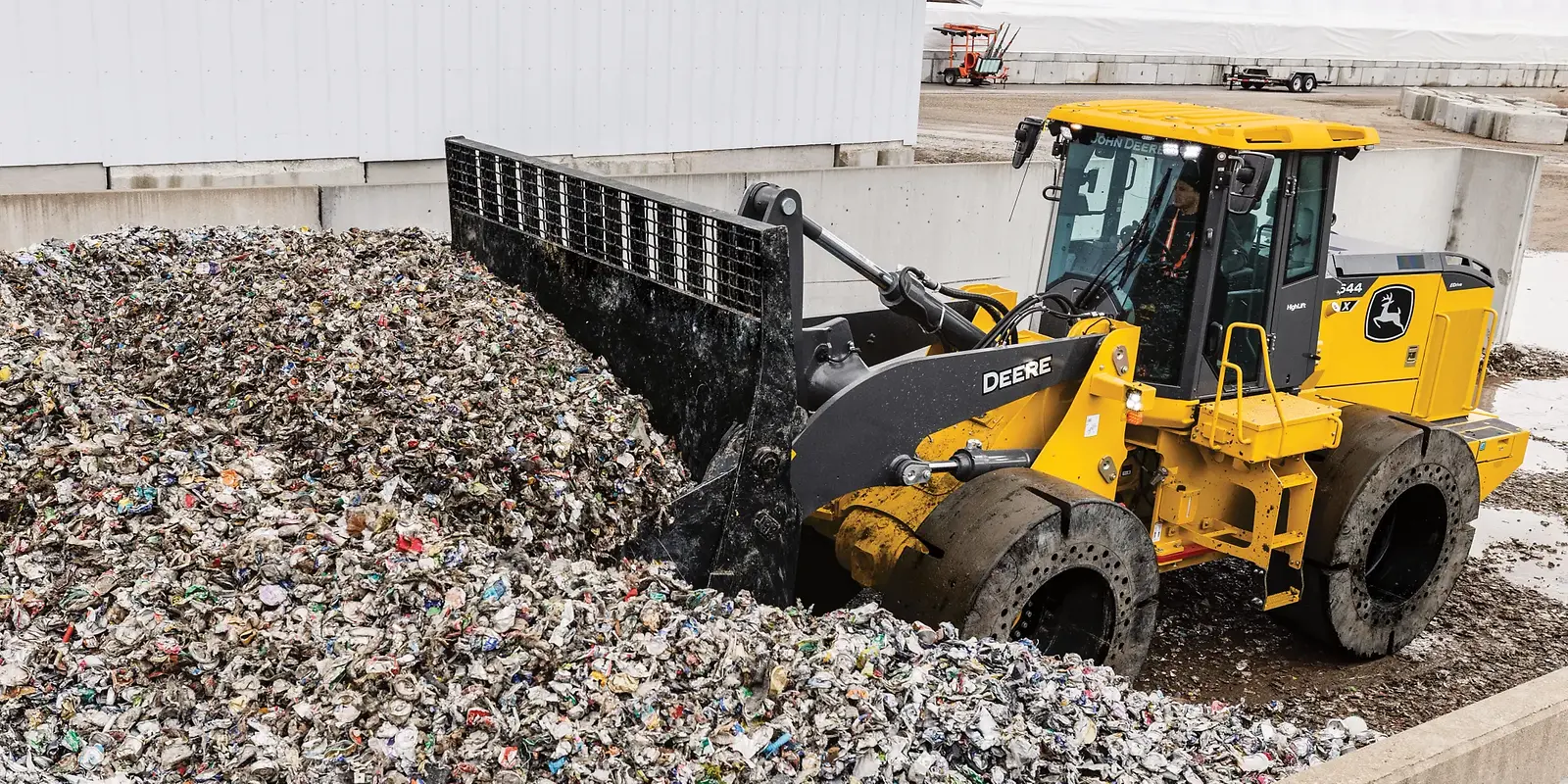 Trash Handler Waste Handling Equipment | John Deere US